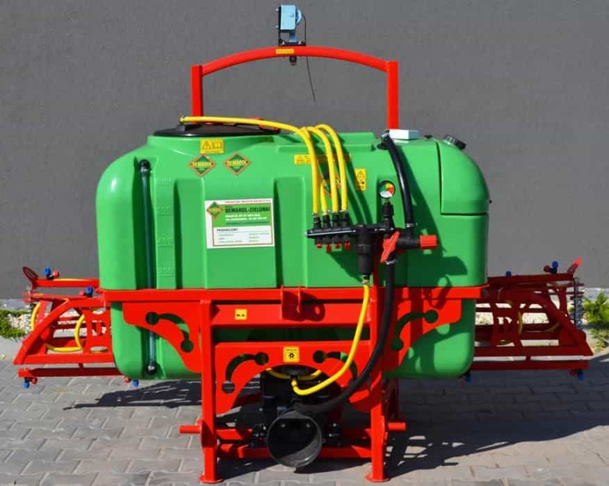 Опрыскиватель 600 л - 15 м - Demarol Польша